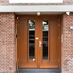 Modern Tilburg, Balcony & Kitchen * טילבורג