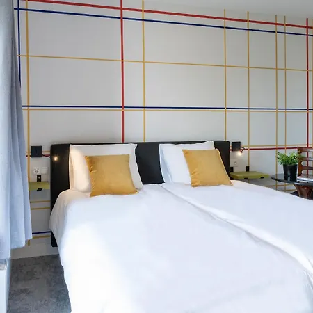 公寓 Modern Tilburg, Balcony & Kitchen