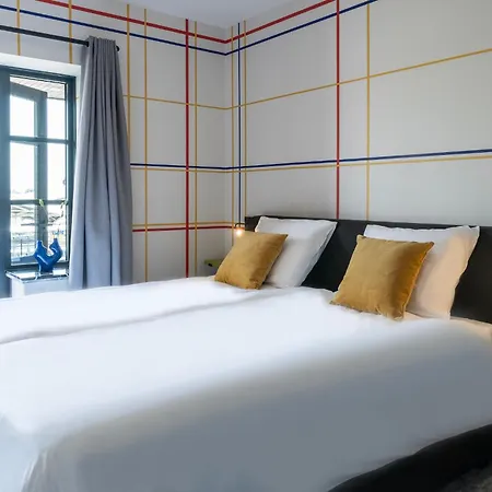 דירה Modern Tilburg, Balcony & Kitchen *