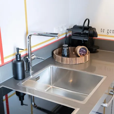 Modern Tilburg, Balcony & Kitchen *