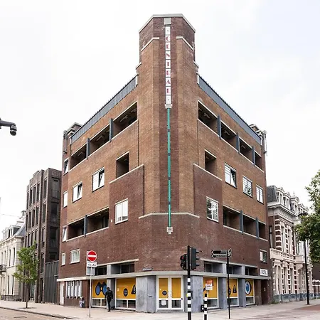 Modern Tilburg, Balcony & Kitchen * 提耳堡