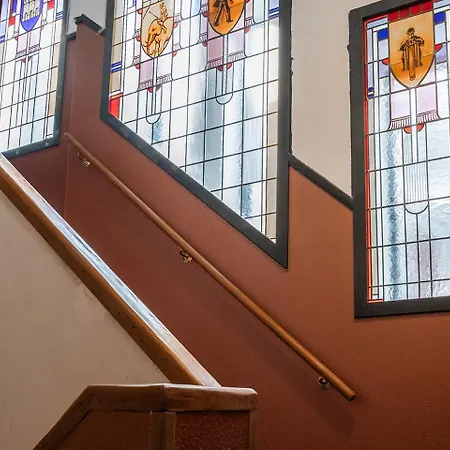 公寓 Modern Tilburg, Balcony & Kitchen 提耳堡