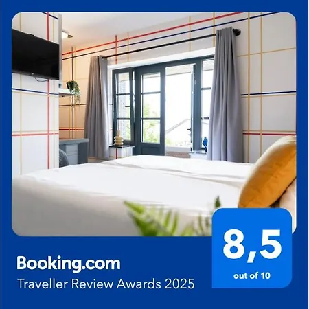 Modern Tilburg, Balcony & Kitchen 公寓 提耳堡