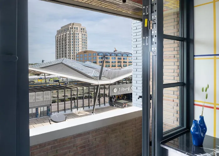 Apartament Modern Tilburg, Balcony & Kitchen